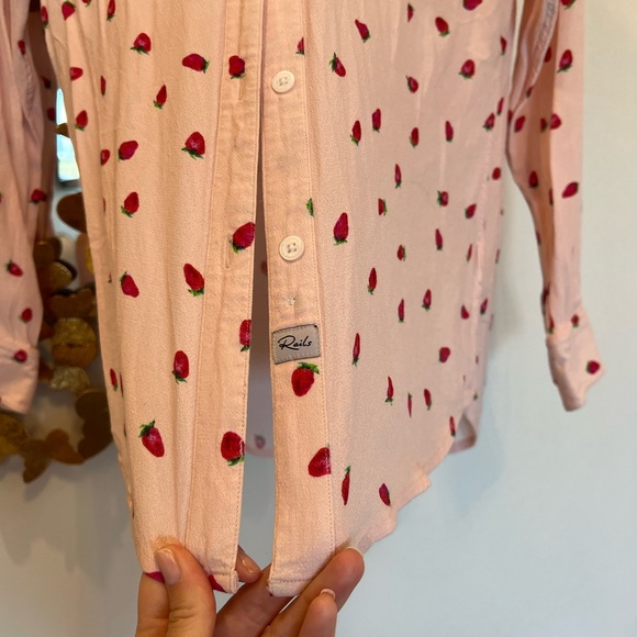 Rails Strawberry button down shirt - Picture 3 of 3